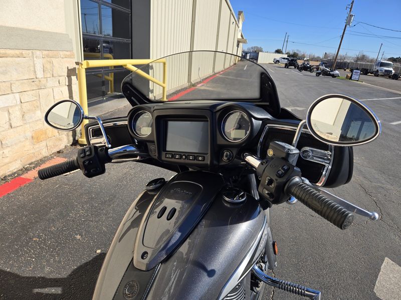 2019 Indian ChieftainImage 11