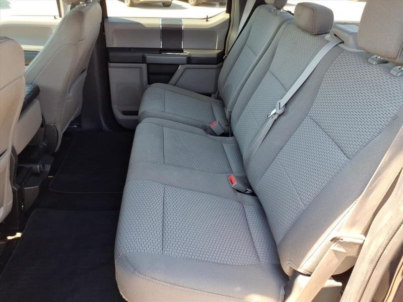 2020 Ford F-150 XLT photo 15