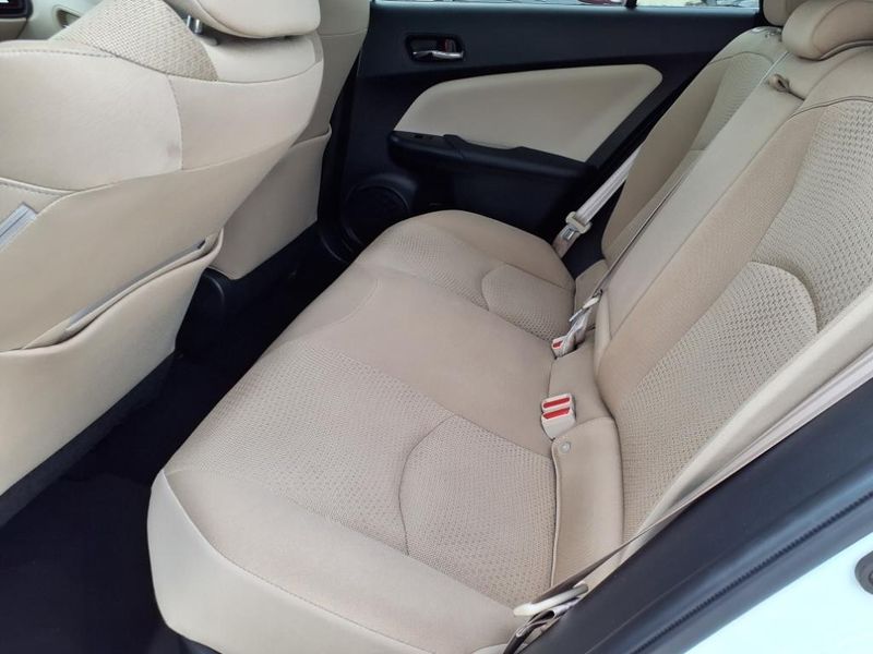 Used 2020 Toyota Prius LEImage 15