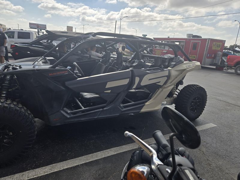 USED 2021 CAN-AM MAVERICK X3 MAX DS TURBO Image 2