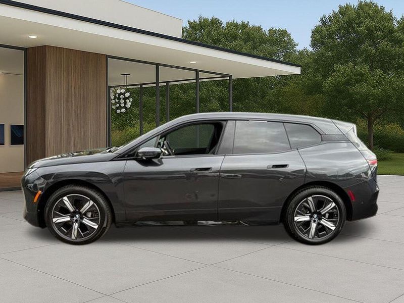 Used 2026 BMW iX xDrive45Image 13