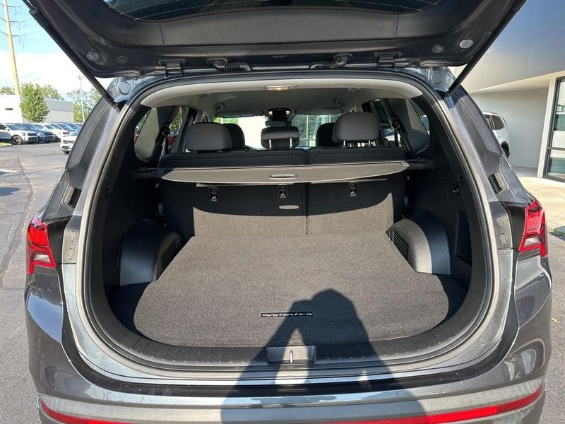 Used 2022 Hyundai Santa Fe SELImage 20