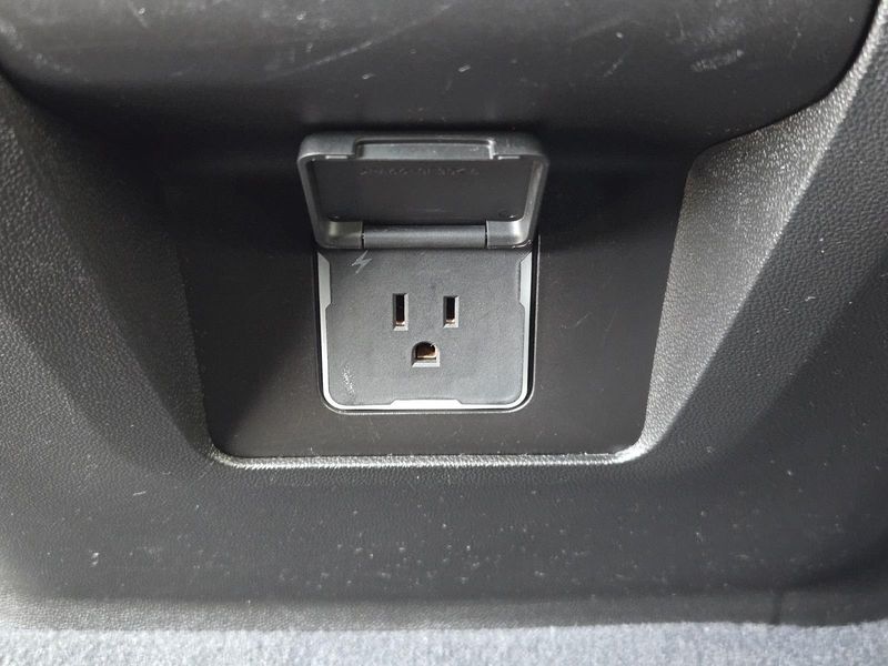Used 2023 Chevrolet Tahoe 2WD 4dr LT
