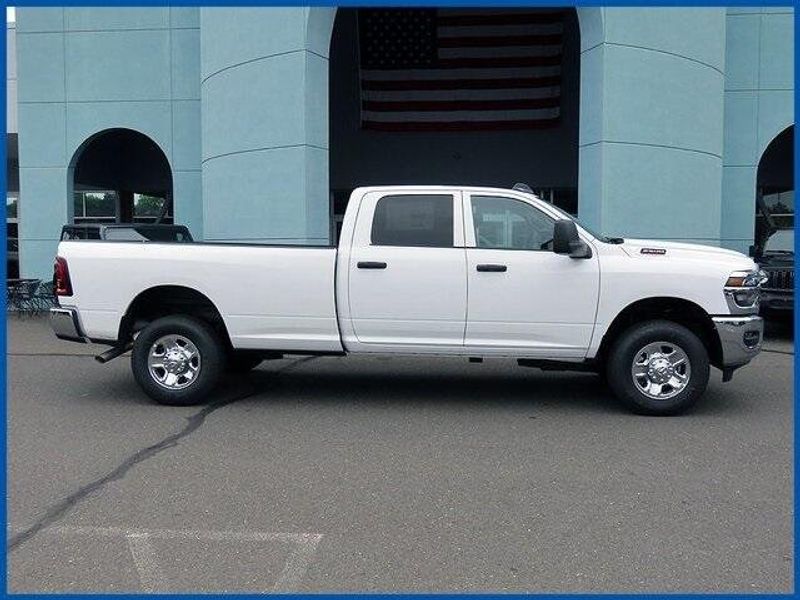 2025 RAM 2500 TradesmanImage 2