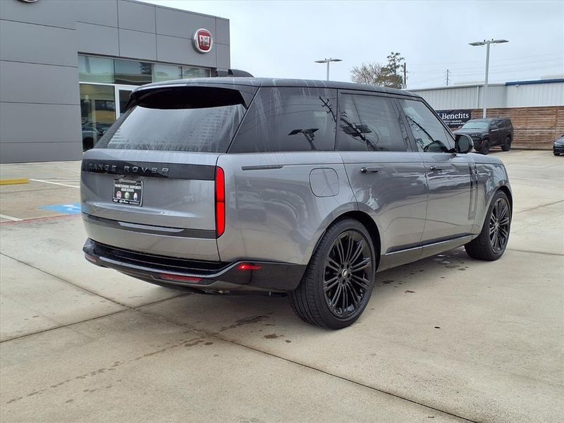 Used 2025 Land Rover Range Rover AutobiographyImage 7