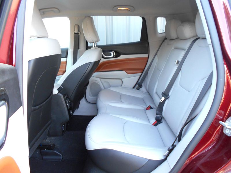 2022 Jeep Compass Limited photo 4