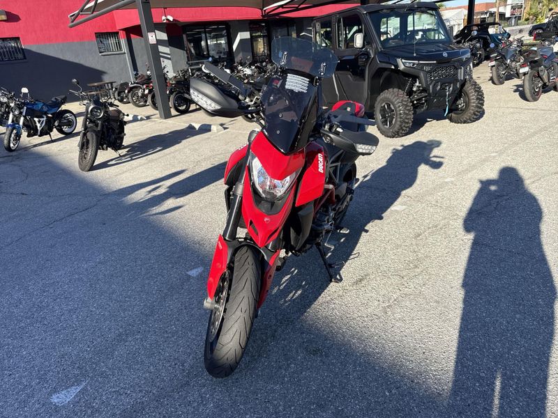 Used 2020 Ducati HYPERMOTARD 950 Image 10