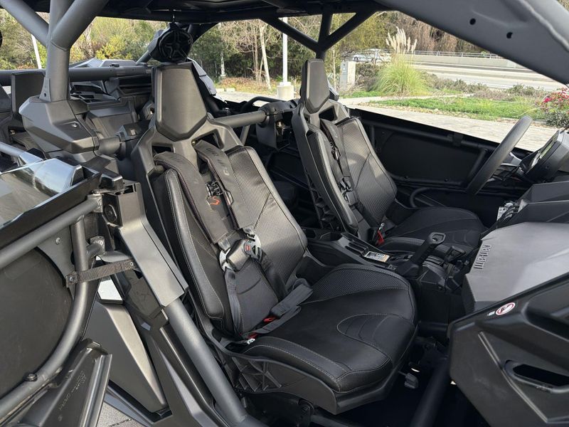 New 2025 Can-Am MAVERICK X3 MAX X RS TURBO RR SMART-SHOX Image 25