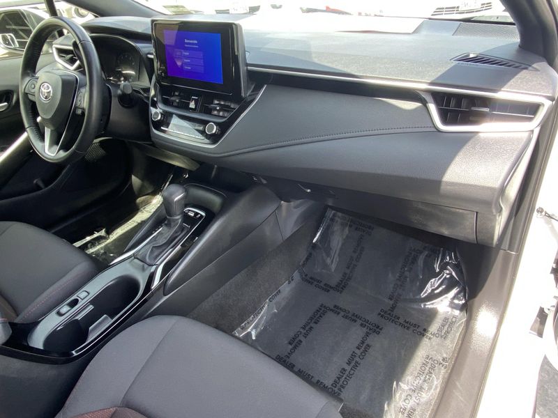 Used 2024 Toyota Corolla SEImage 11