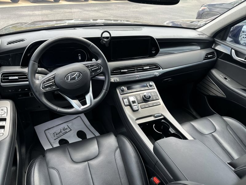 Used 2022 Hyundai Palisade LimitedImage 18