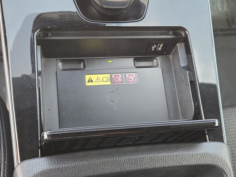 Used 2024 Toyota bZ4X XLE FWD (Natl)