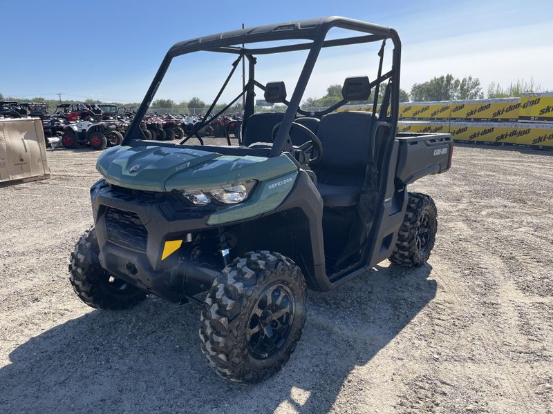 New 2026 Can-Am DEFENDER DPS HD7 