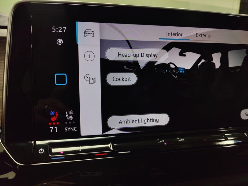 Used 2025 Volkswagen Atlas SEL Premium AWD R-Line w/Sunroof/NavImage 11