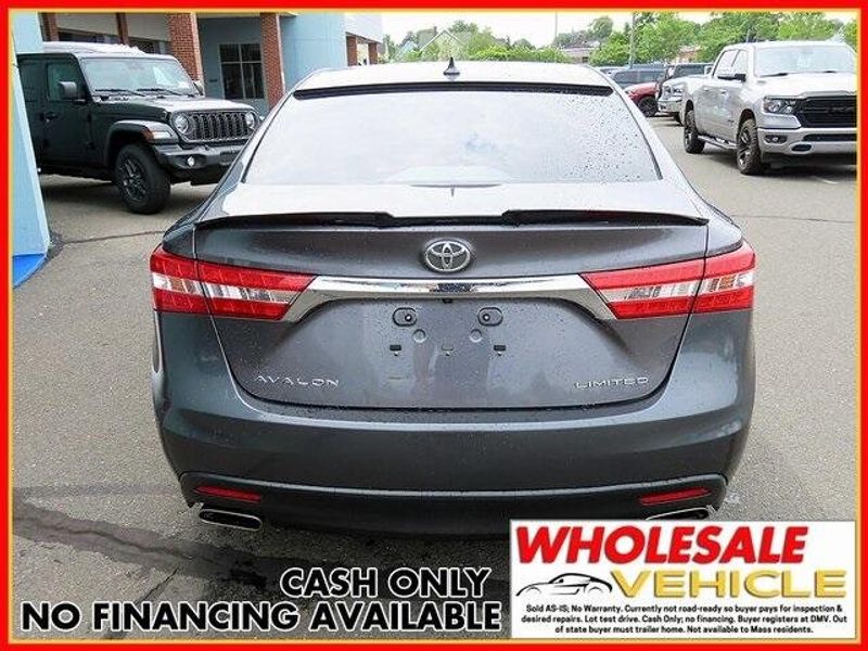 2014 Toyota Avalon LimitedImage 6