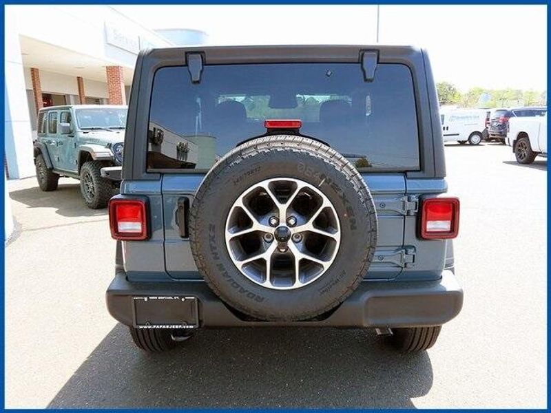2025 Jeep Wrangler Sport SImage 6