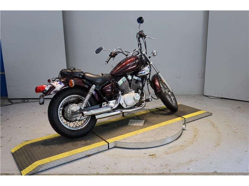 Used 2008 Yamaha V-STAR Image 3