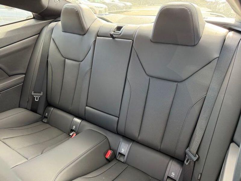 New 2026 BMW 4 Series M440iImage 19