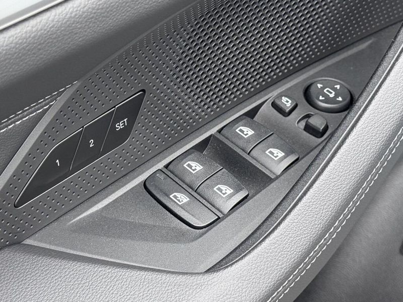 2024 BMW i4 eDrive35Image 20