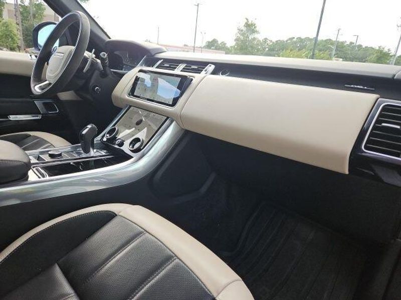 2022 Land Rover Range Rover Sport HST