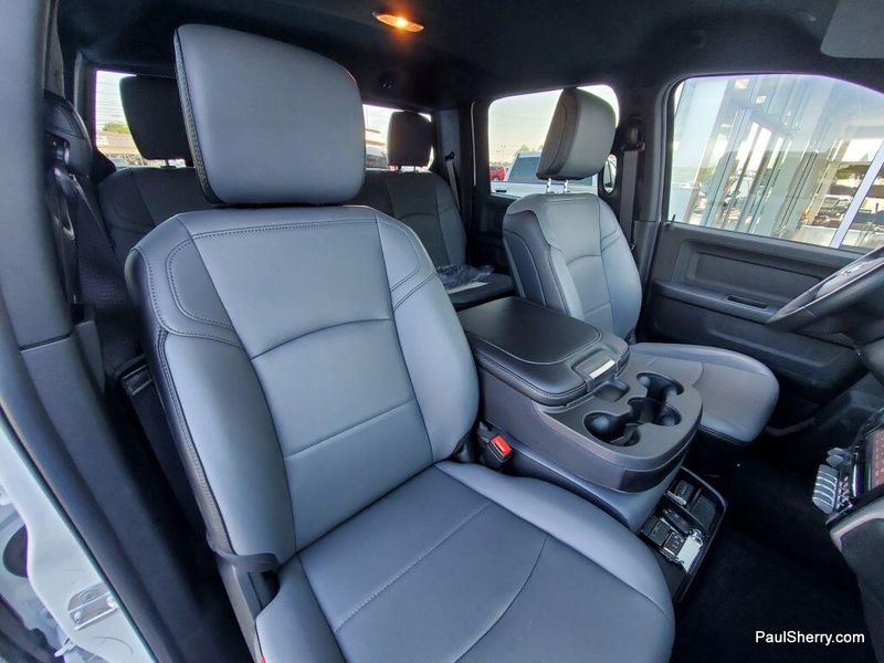 New 2025 RAM 3500 Tradesman Crew Cab 4x4 8