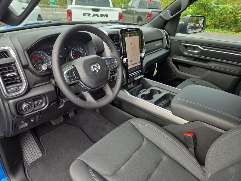 2026 Ram 1500 Big Horn photo 8
