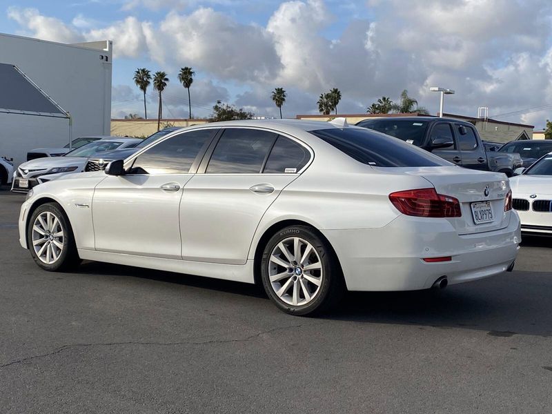 2016 BMW 5 Series 535iImage 3