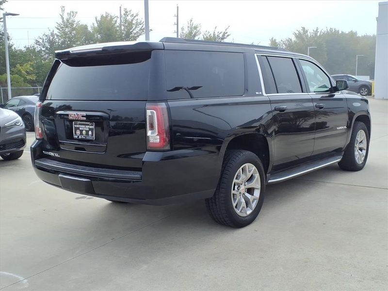 Used 2015 GMC Yukon XL 1500 SLE 1500Image 9