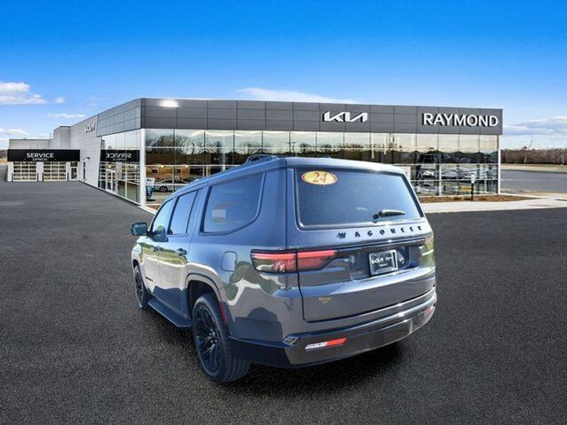 2024 Jeep Wagoneer Series IIImage 5