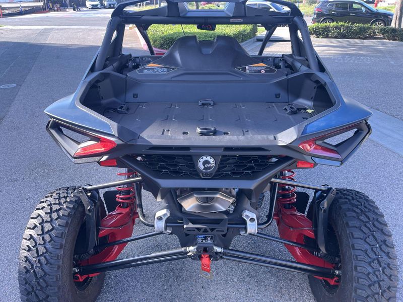 New 2026 Can-Am MAVERICK R X RS WITH SMART-SHOX 999T DCT Image 20