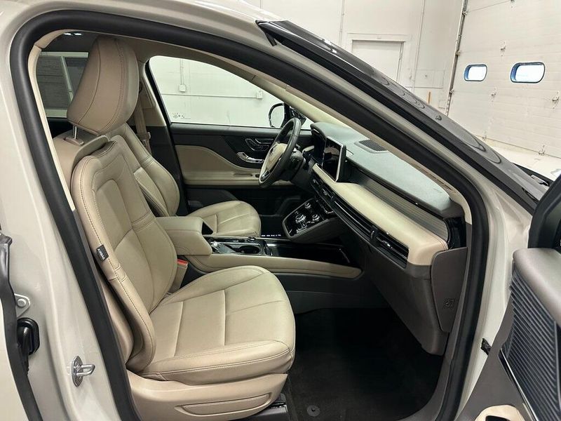 2022 Lincoln Corsair StandardImage 31