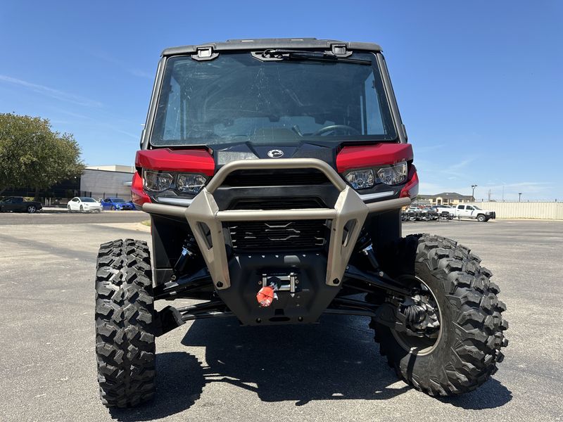 2025 Can-Am DEFENDER MAX LIMITED CAB HD10 FIERY RED Image 2