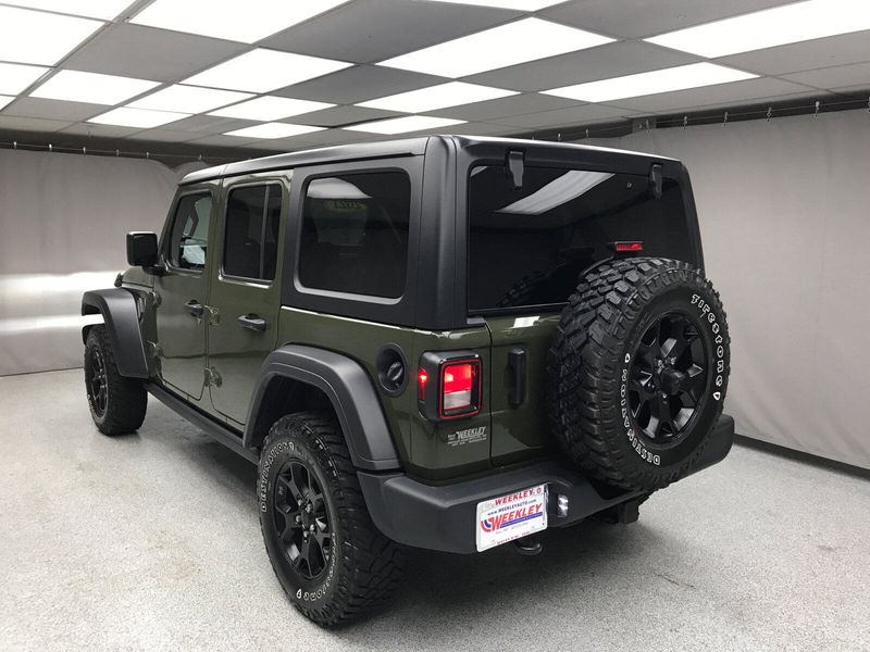 2021 Jeep Wrangler Unlimited WillysImage 2