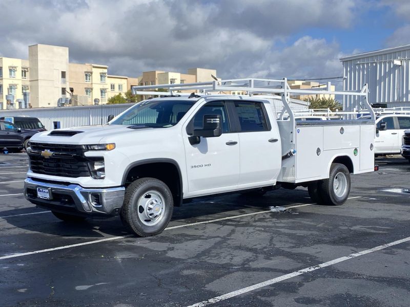 2024 Chevrolet Silverado 3500HD CC Work Truck in a Summit White exterior color and Jet Blackinterior. BEACH BLVD OF CARS beachblvdofcars.com 