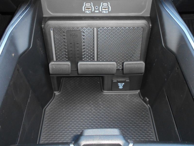 2025 RAM 1500 Big Horn Crew Cab 4x4 5