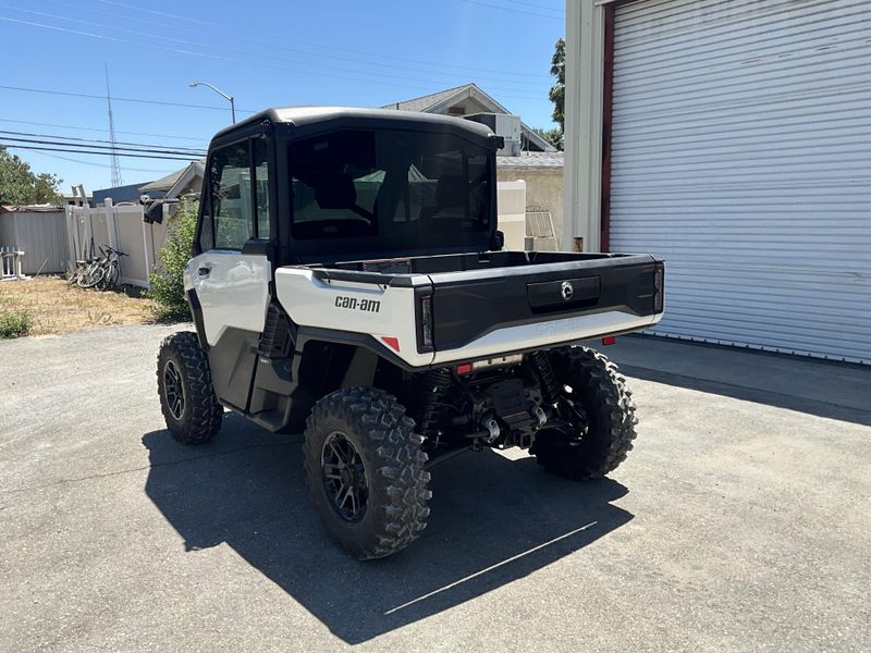 New 2026 Can-Am DEFENDER LIMITED 65 HD11 Image 7