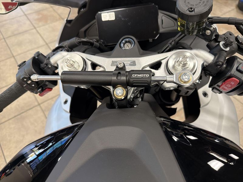 New 2026 CFMOTO 675SS Image 23