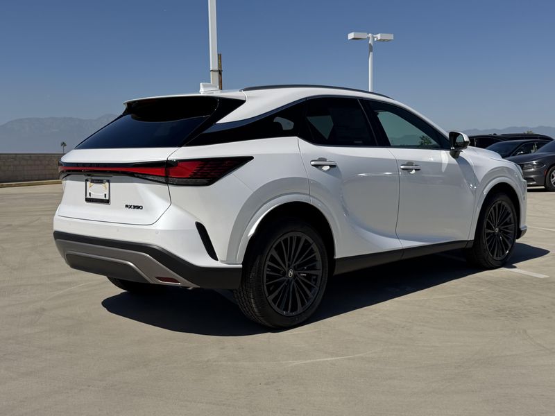 New 2026 Lexus RX 350 CP,DK,FZ,GN,KG,NW,PB,PJ,PM,2T,3J,87Image 11
