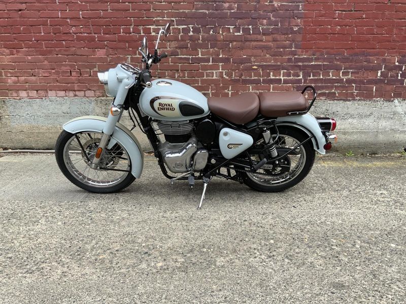 New 2024 Royal Enfield CLASSIC 350 