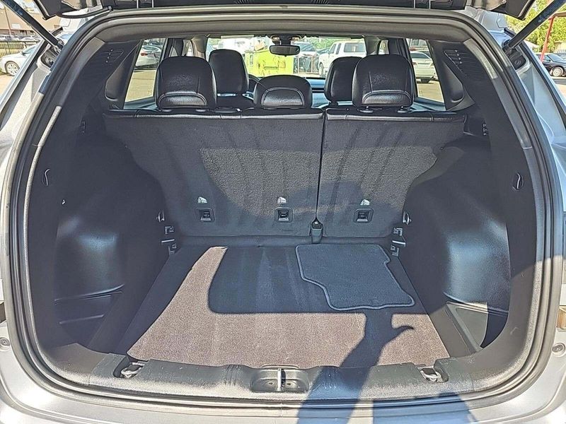 2024 Jeep Compass Latitude photo 5