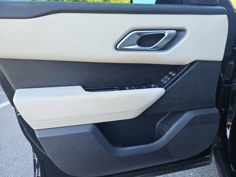 2023 Land Rover Range Rover Velar R-Dynamic S