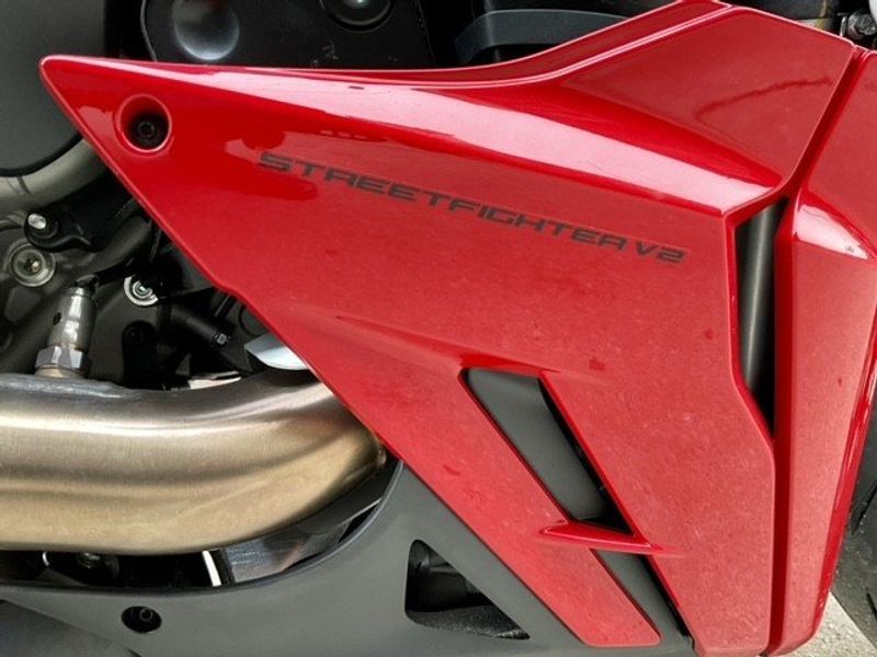 2023 Ducati Streetfighter V2  Image 7
