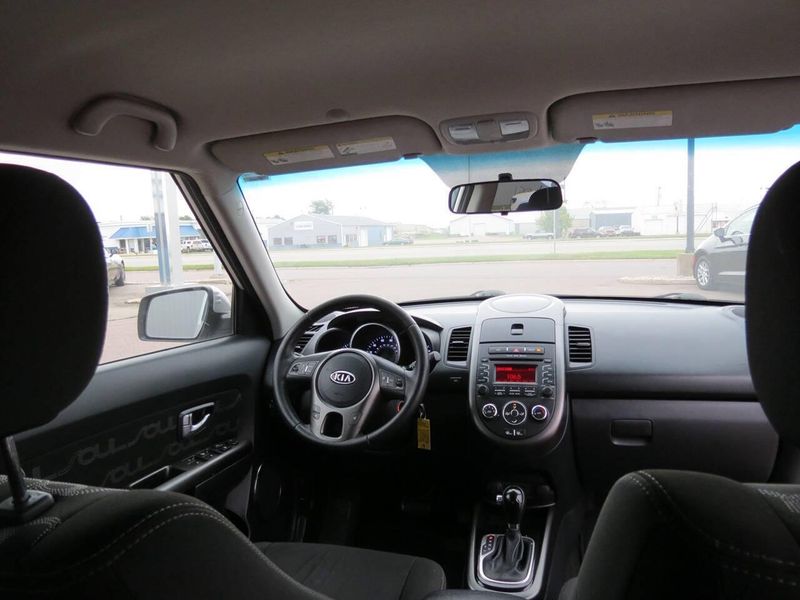 Used 2012 Kia Soul + 4dr Crossover 6AImage 21