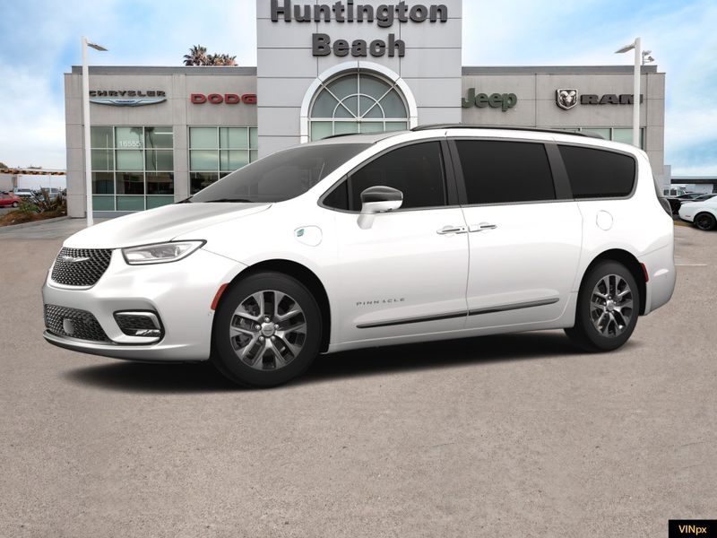 2024 Chrysler Pacifica Hybrid PinnacleImage 2