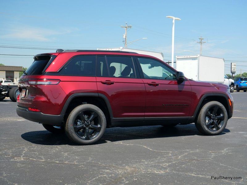 New 2025 Jeep Grand Cherokee Limited 4x4