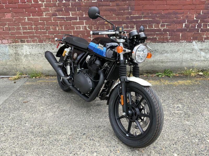 New 2024 Royal Enfield CONTINENTAL GT650 