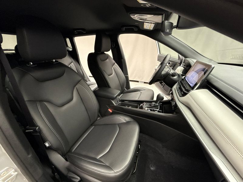 2025 Jeep Compass Limited 4x4Image 20