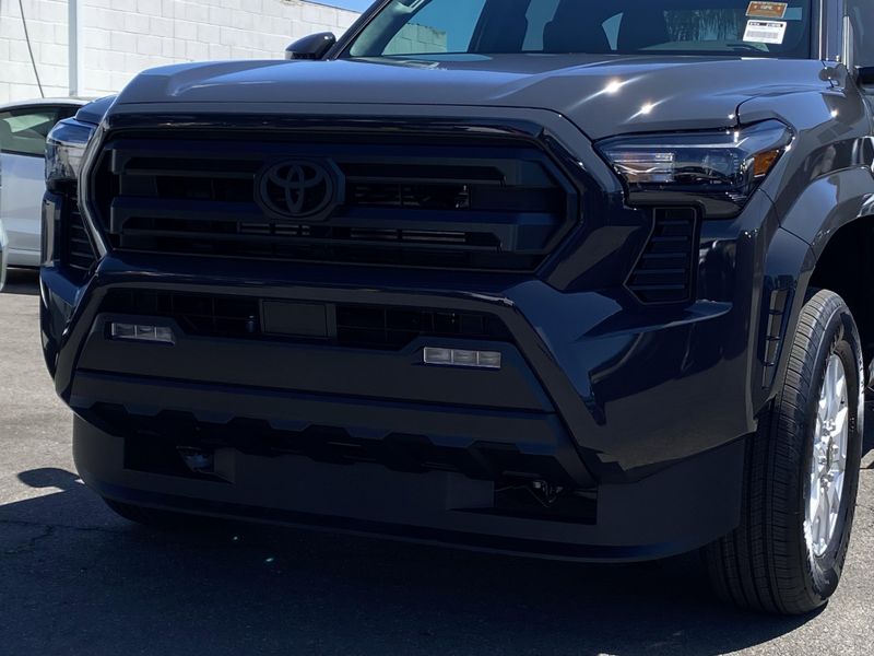 New 2025 Toyota Tacoma SR5Image 7