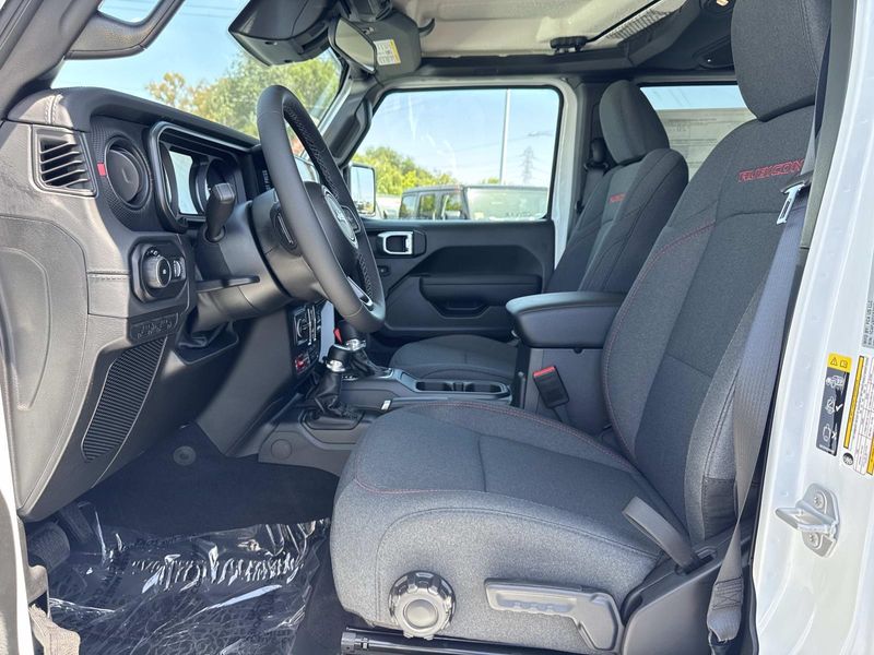 New 2026 Jeep Wrangler 4-door Rubicon