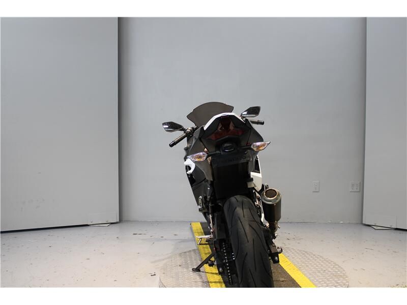 Used 2022 Kawasaki EX400ABS Image 2