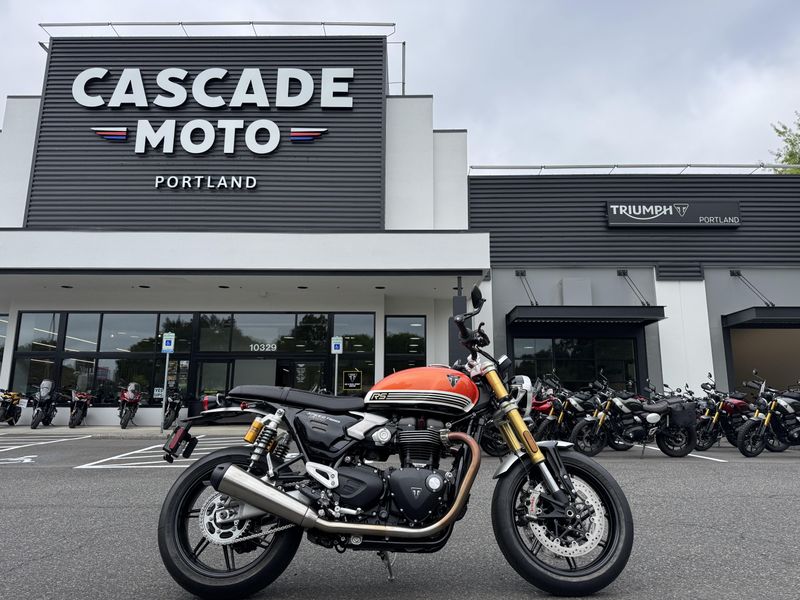 2025 Triumph Speed Twin 1200 RS MODEL BAJA ORANGE / SAPPHIRE BLACK 
